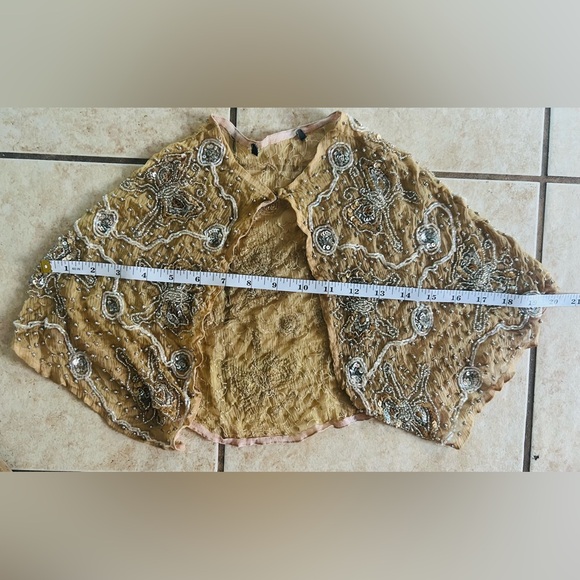 Vintage Y2K Embellished Sequined Embroidery Beaded Champagne Gold Shawl Cape S - Picture 6 of 7